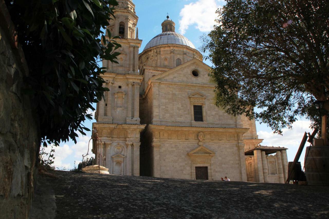 Pacifico Villa Montepulciano Stazione Екстериор снимка
